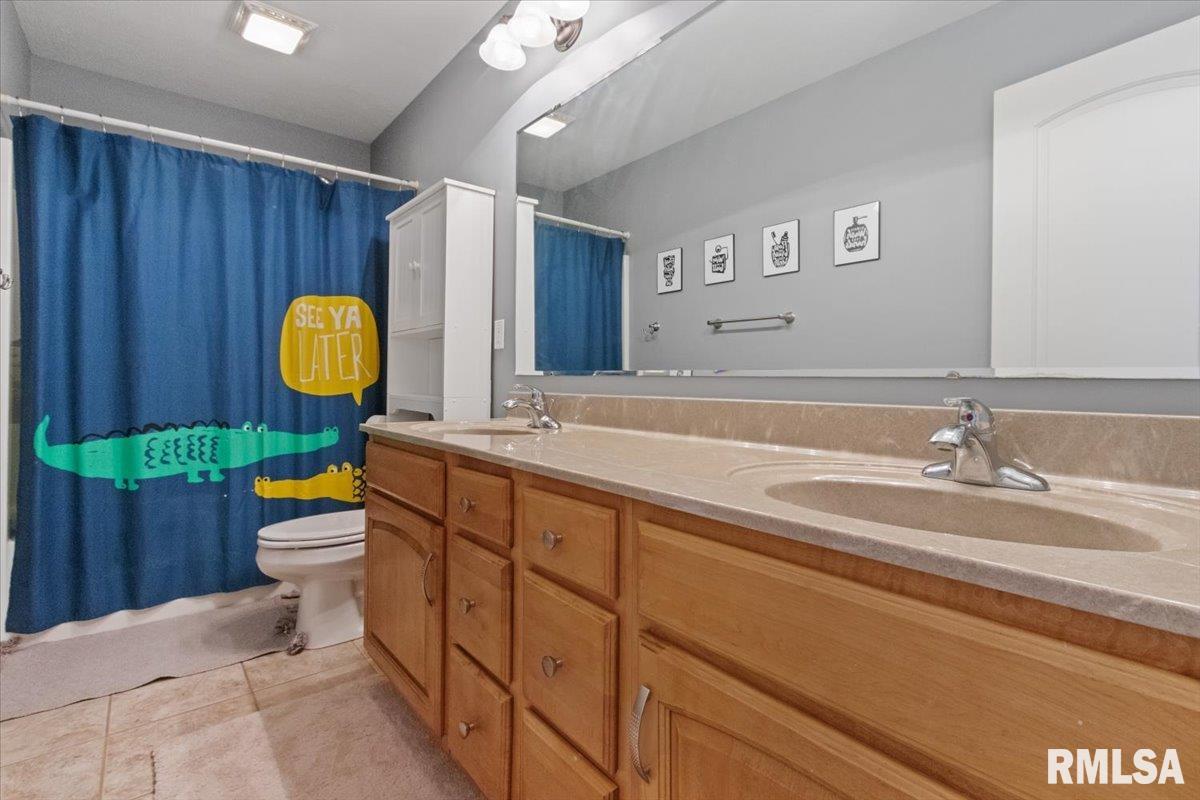 1760 Kingsbury Road Washington, IL 61571 - Photo 44 of 85 Gallery Image 44