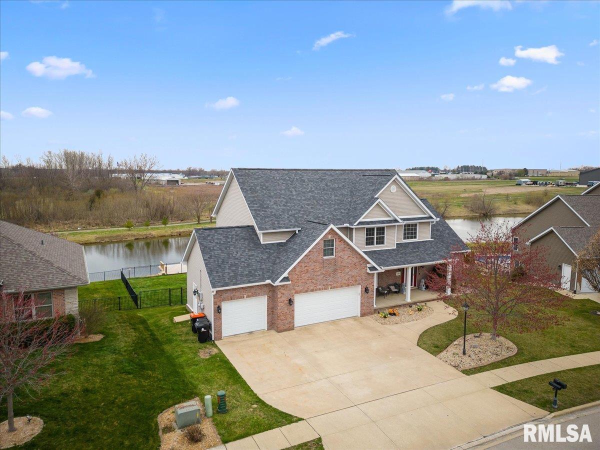 1760 Kingsbury Road Washington, IL 61571 - Photo 9 of 85 Gallery Image 9