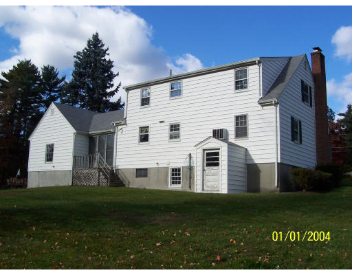 138 Stony Brook Road Raynham, MA 02767 - Photo 2 of 12 Gallery Image 2