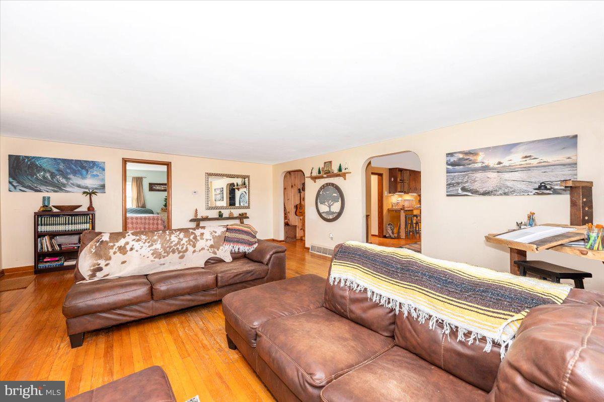 6704 Putman Road Thurmont, MD 21788 - Photo 19 of 70 Gallery Image 19