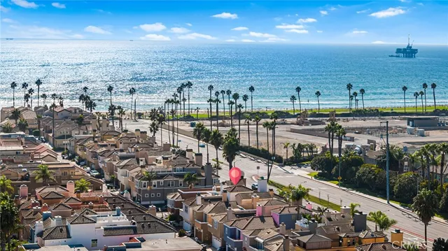 $2,799,000 | 304 Goldenwest Street, Huntington Beach, CA 92648