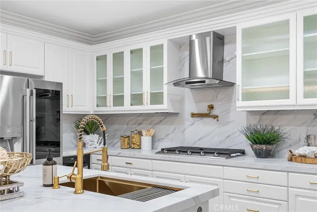 $2,799,000 | 304 Goldenwest Street, Huntington Beach, CA 92648