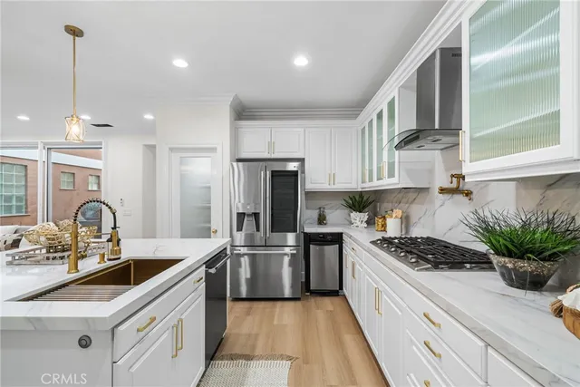 $2,799,000 | 304 Goldenwest Street, Huntington Beach, CA 92648