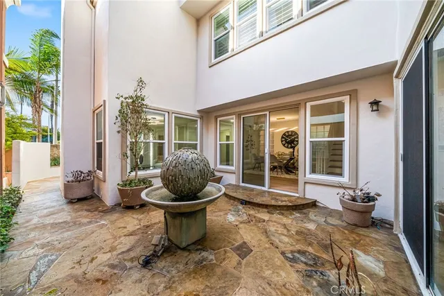 $2,799,000 | 304 Goldenwest Street, Huntington Beach, CA 92648
