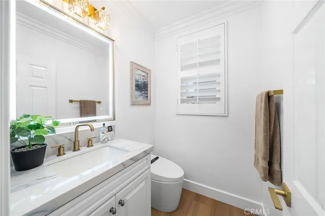 $2,799,000 | 304 Goldenwest Street, Huntington Beach, CA 92648