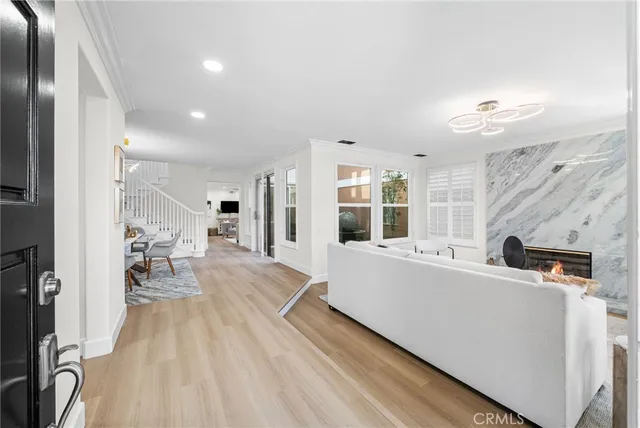 $2,799,000 | 304 Goldenwest Street, Huntington Beach, CA 92648