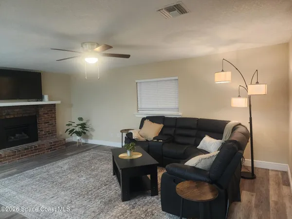$3,500 | 410 4th Street, Merritt Island, FL 32953