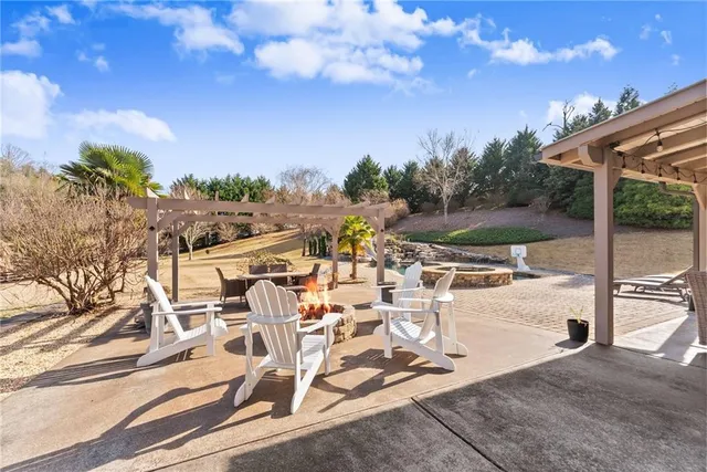 $975,000 | 6078 Green Tree Lane, Gainesville, GA 30506