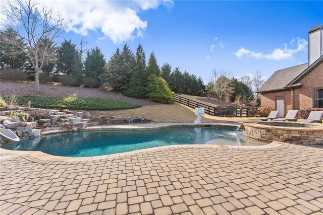 $975,000 | 6078 Green Tree Lane, Gainesville, GA 30506