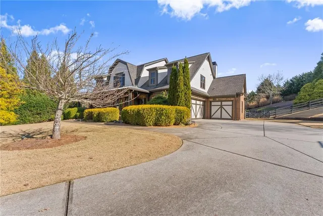 $975,000 | 6078 Green Tree Lane, Gainesville, GA 30506