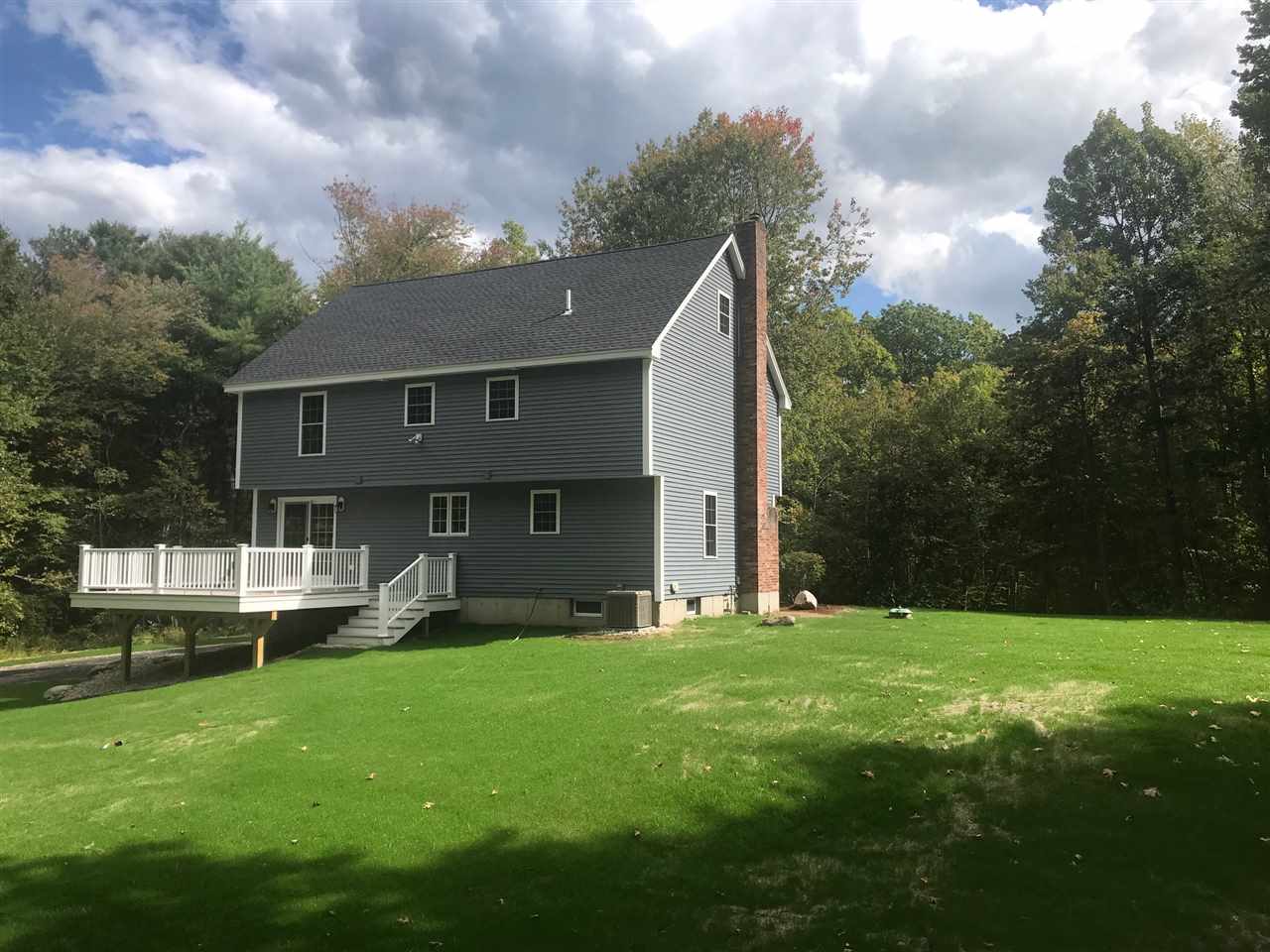 4 New Road Windham, NH 03087 - Photo 3 of 36