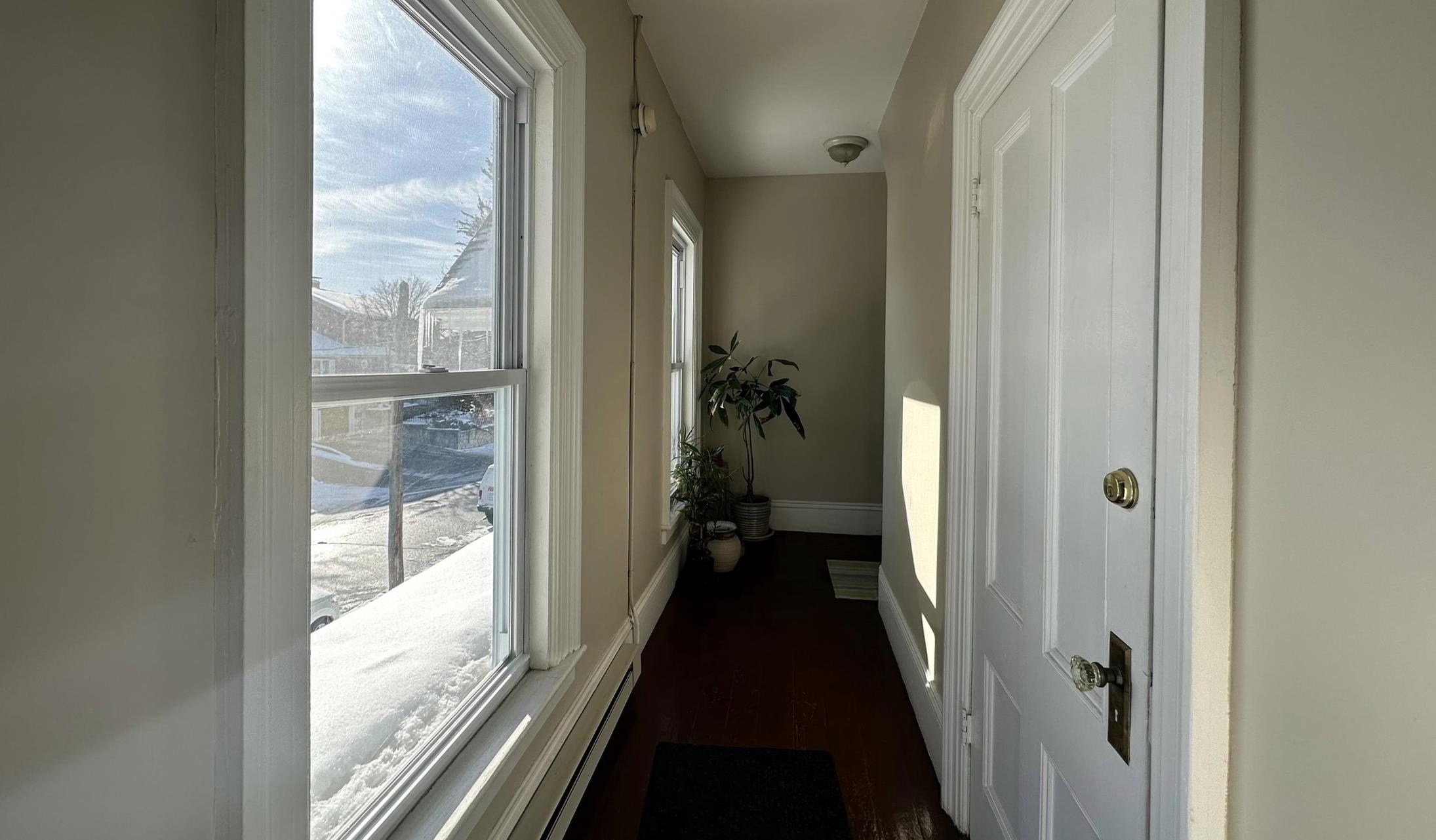 313 Bridge Street, Unit 3 Manchester, NH 03104 - Photo 9 of 11 Gallery Image 9