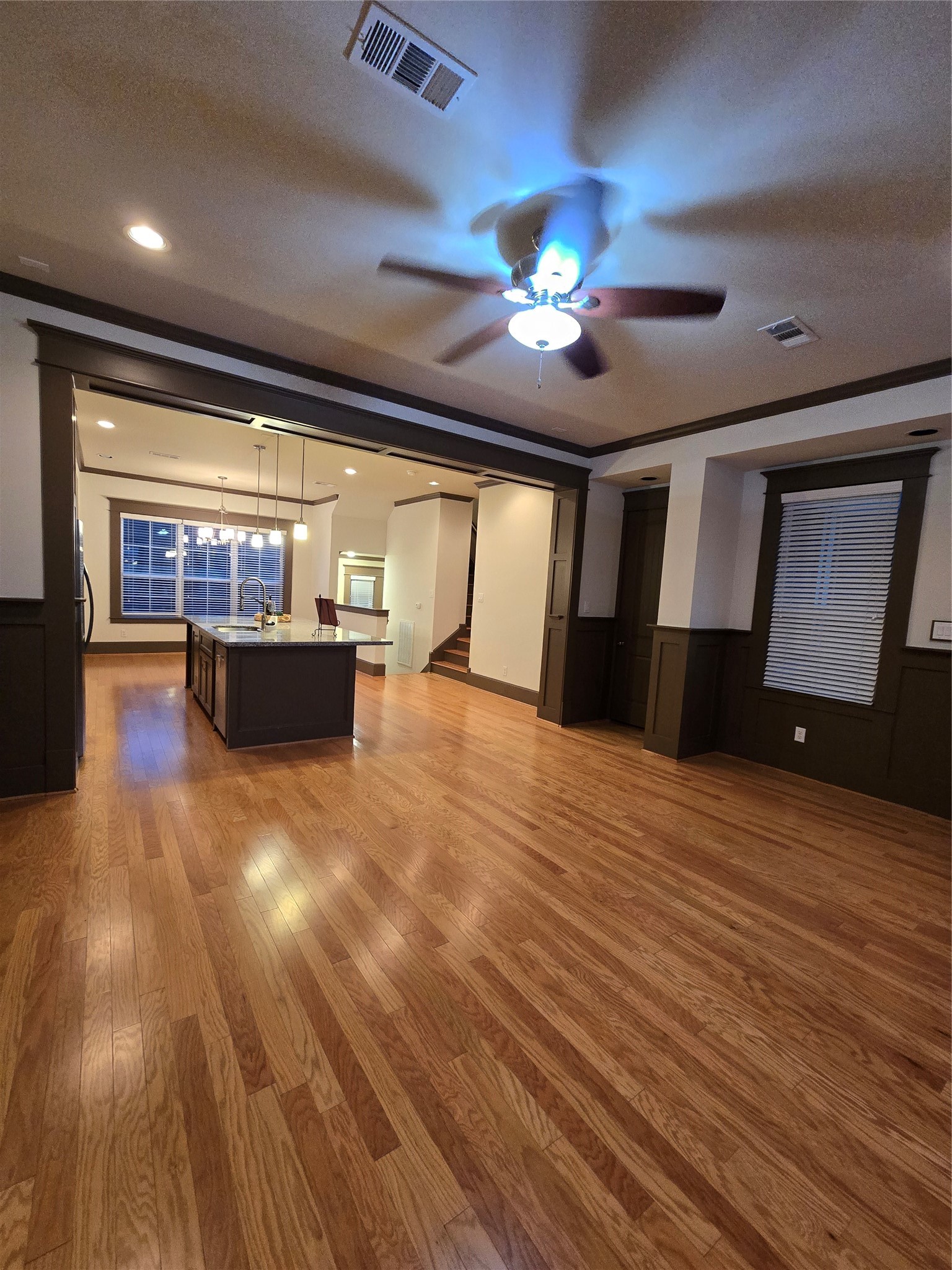 855 Mathis Street Houston, TX 77009 - Photo 7 of 28