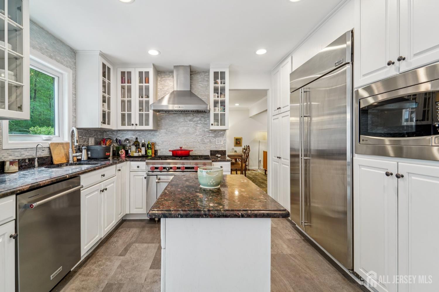 11 Delwood Road Chester, NJ 07930 - Photo 12 of 55