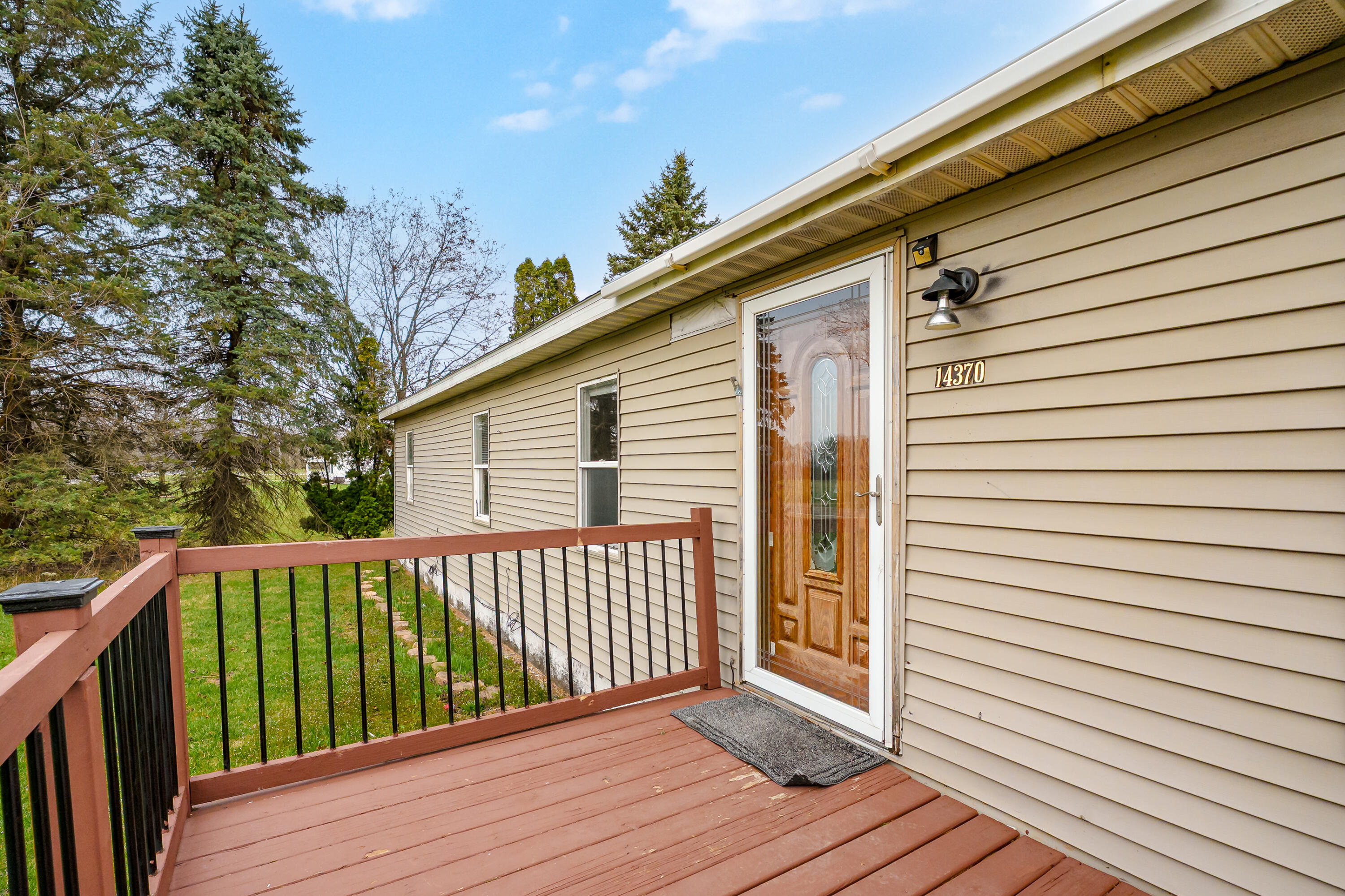 14370 Highway 216 Three Rivers, MI 49093 - Photo 3 of 29 Exterior