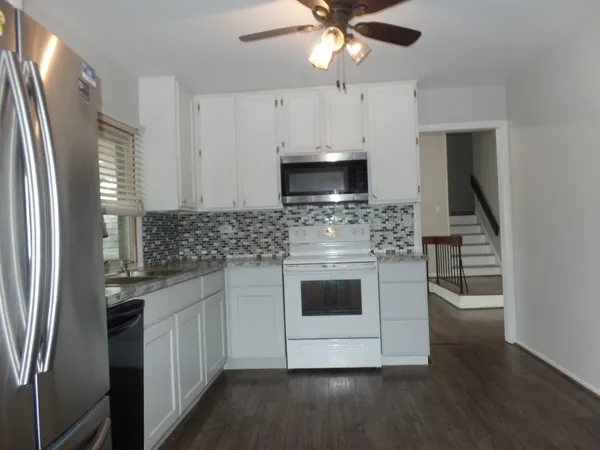 $2,750 | 5910 Bradley Court North, Hanover Park, IL 60133