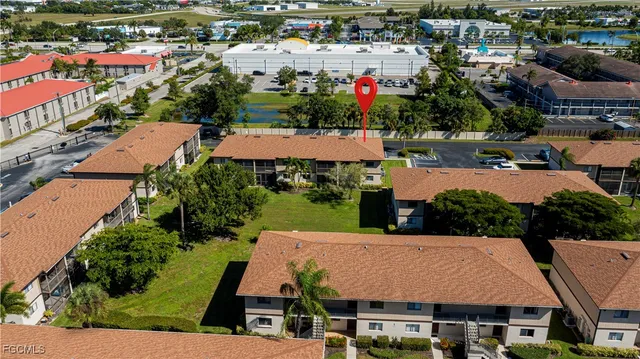 $159,900 | 4790 South Cleveland Avenue, Unit 2105, Fort Myers, FL 33907