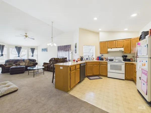 $299,000 | 804 East Main Street, Unit 10 10, Emmett, ID 83617