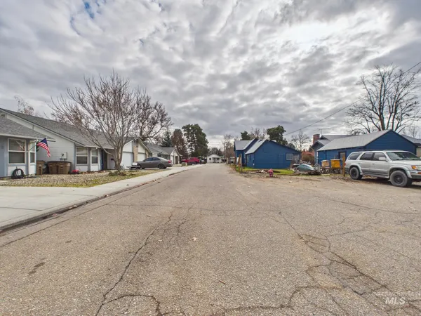 $299,000 | 804 East Main Street, Unit 10 10, Emmett, ID 83617