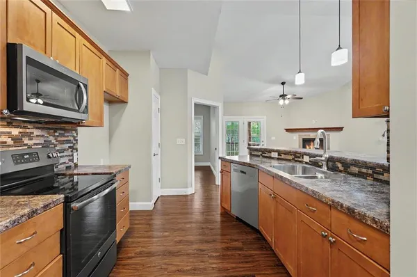 $319,500 | 204 Crimson Avenue, Baldwin City, KS 66006