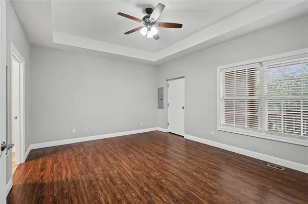 $319,500 | 204 Crimson Avenue, Baldwin City, KS 66006