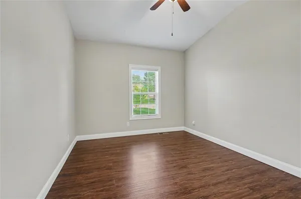 $319,500 | 204 Crimson Avenue, Baldwin City, KS 66006