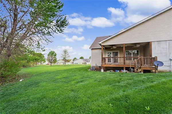 $319,500 | 204 Crimson Avenue, Baldwin City, KS 66006