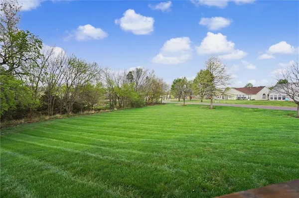 $319,500 | 204 Crimson Avenue, Baldwin City, KS 66006