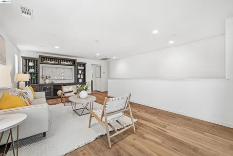 $1,130,000 | 8556 Seawind Way, Newark, CA 94560