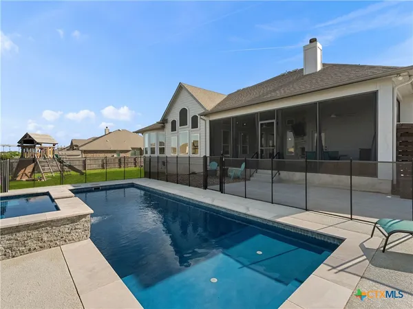 $700,000 | 3235 Jasons Way, Marion, TX 78124