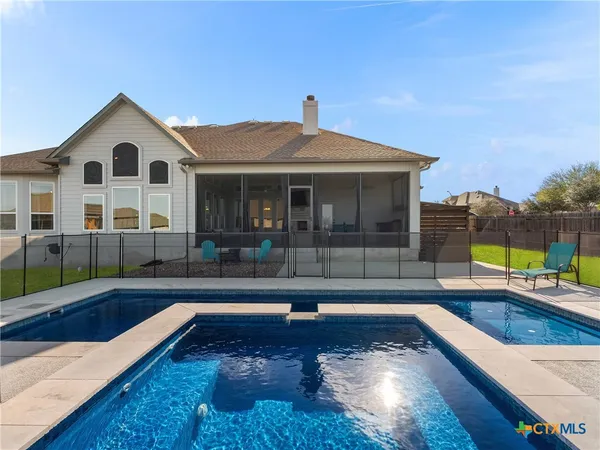 $700,000 | 3235 Jasons Way, Marion, TX 78124