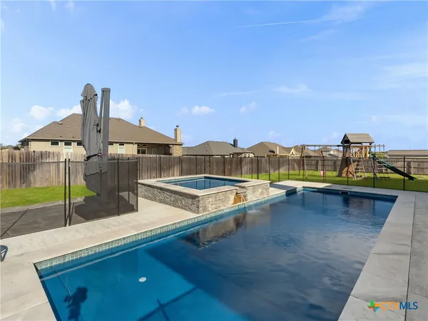 $700,000 | 3235 Jasons Way, Marion, TX 78124