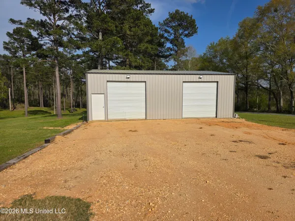 $265,000 | 3185 Mound Road Northeast, Wesson, MS 39191
