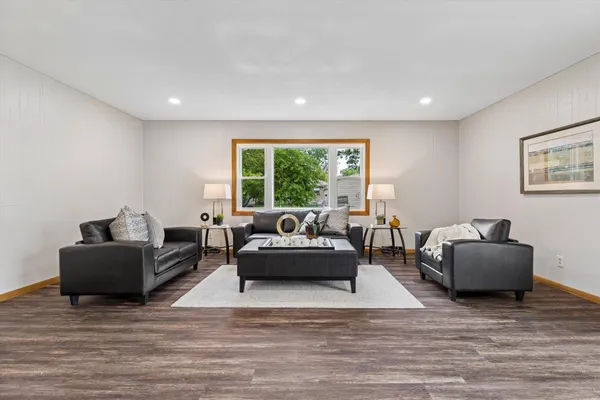 $400,000 | 6839 10th Avenue South, Richfield, MN 55423