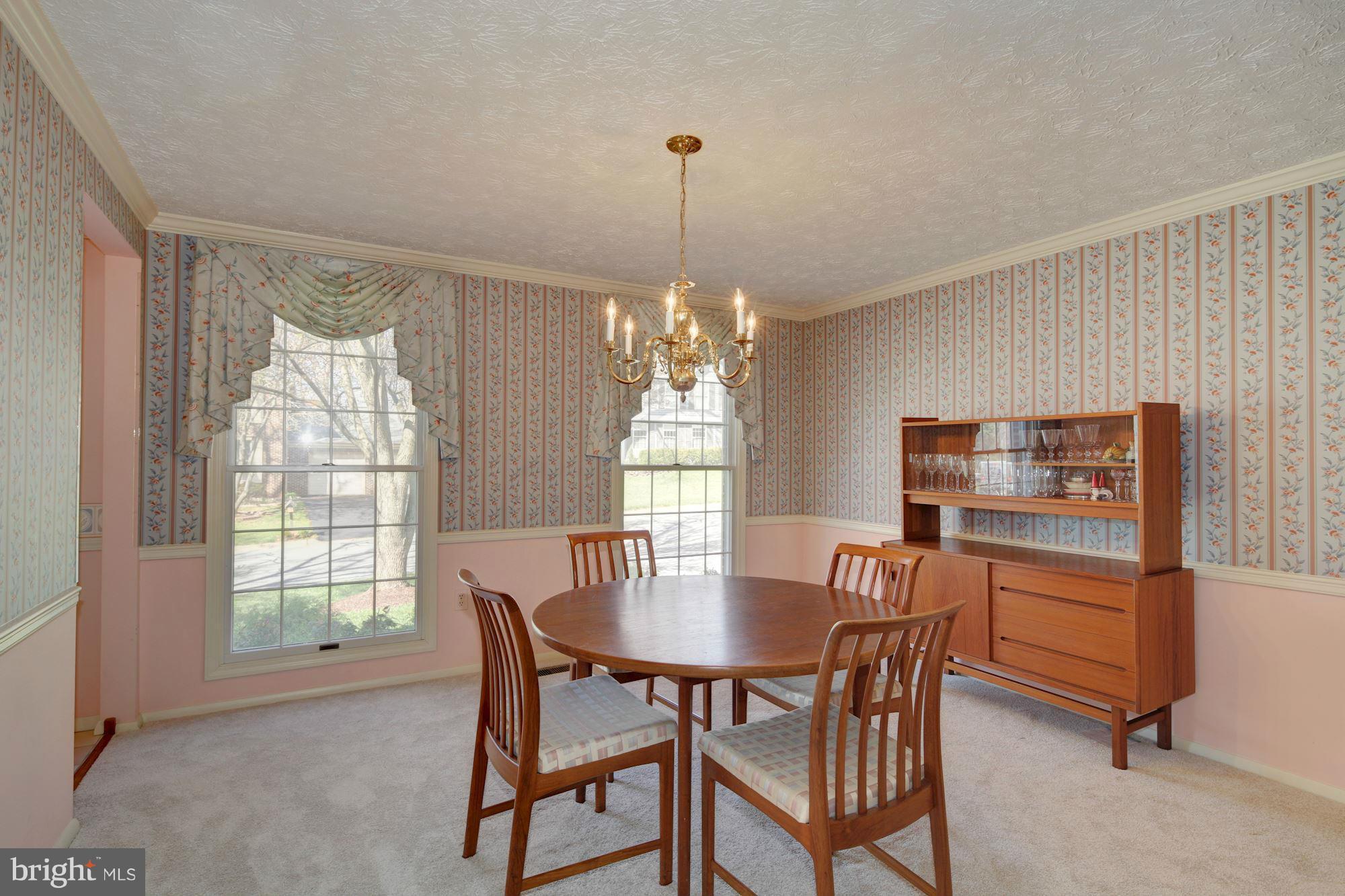 16609 Bethayres Road Rockville, MD 20855 - Photo 4 of 27 Dining Room