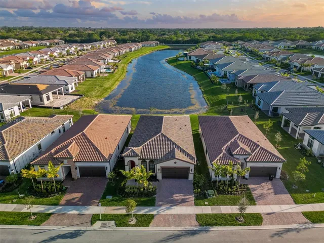 $5,400 | 7612 Knight Street, Unit 7612, Parkland, FL 33067