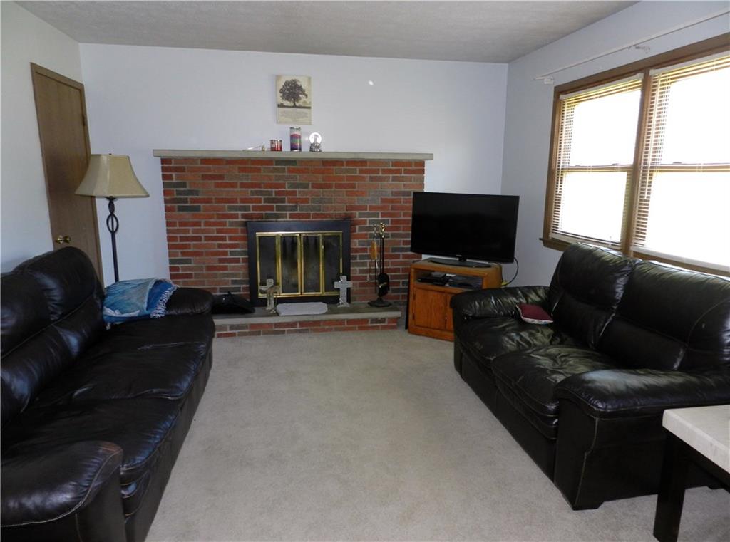 2113 Pulaski Road New Castle, PA 16105 - Photo 3 of 12