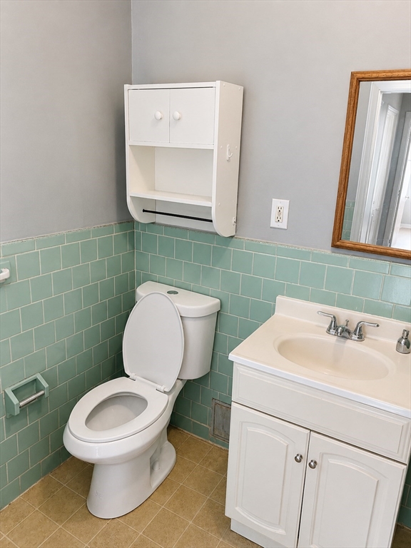 72 Pitman Street, Unit 3R Fall River, MA 02723 - Photo 18 of 20 Gallery Image 18