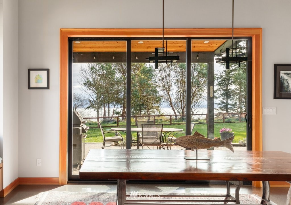 2918 Strawberry Point Road Oak Harbor, WA 98277 - Photo 16 of 40 Gallery Image 16