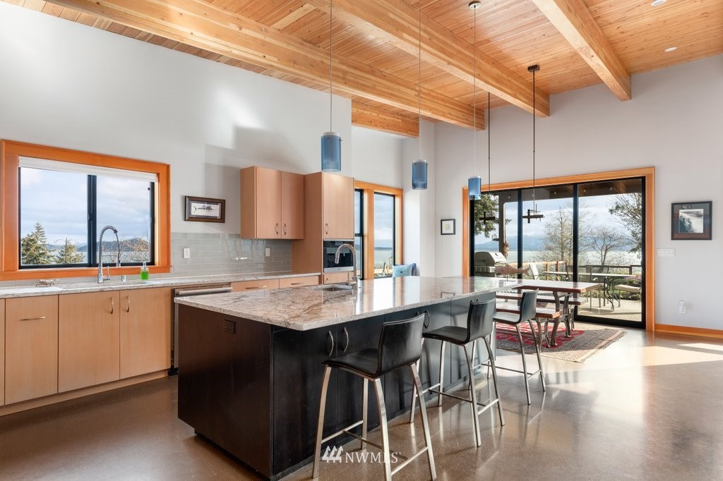 2918 Strawberry Point Road Oak Harbor, WA 98277 - Photo 17 of 40 Gallery Image 17