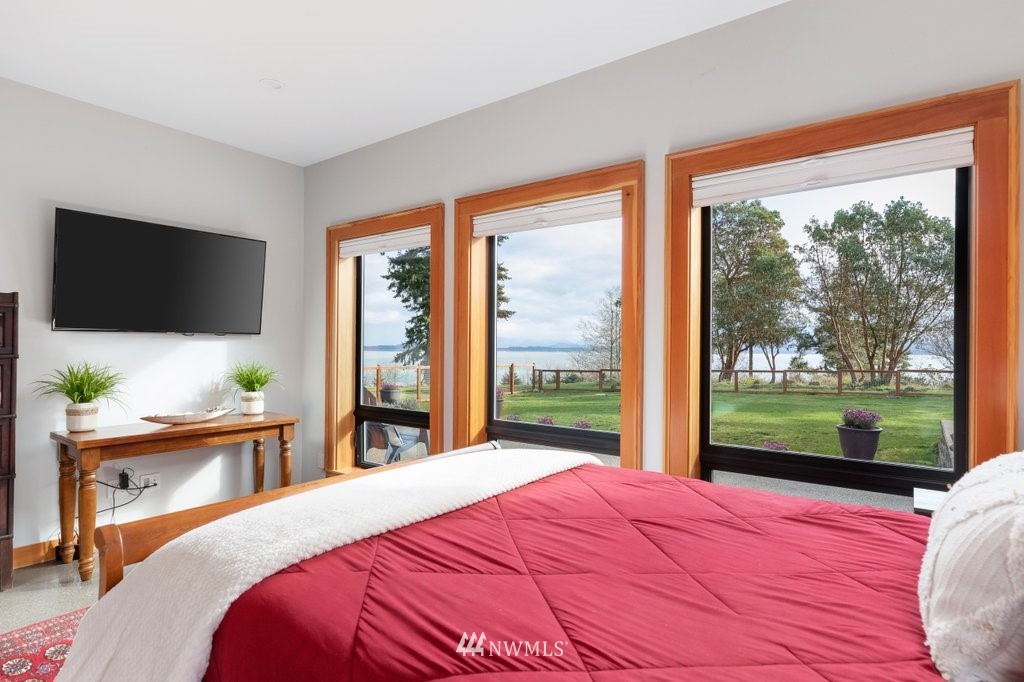 2918 Strawberry Point Road Oak Harbor, WA 98277 - Photo 27 of 40 Gallery Image 27