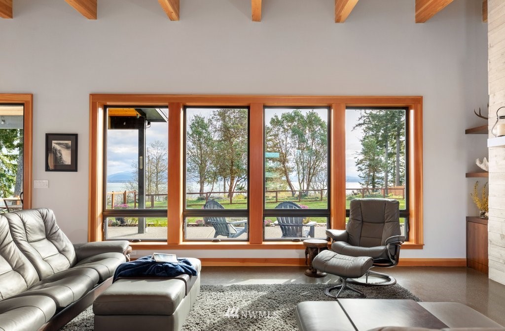2918 Strawberry Point Road Oak Harbor, WA 98277 - Photo 9 of 40 Gallery Image 9