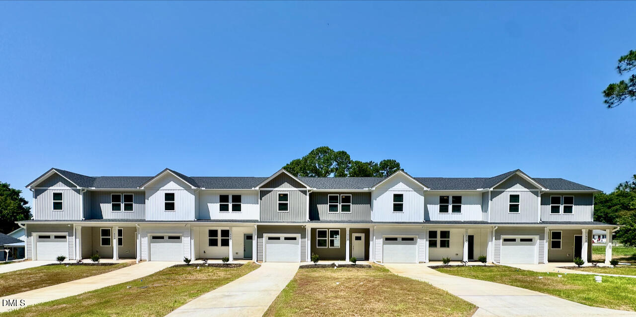 218 George Street, Unit A Four Oaks, NC 27524 - Photo 2 of 28 Oakwood Front Row Perspective