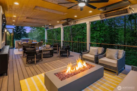 $2,799,888 | 4221 Northeast 27th Place, Renton, WA 98059