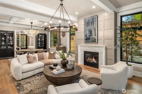 $2,799,888 | 4221 Northeast 27th Place, Renton, WA 98059