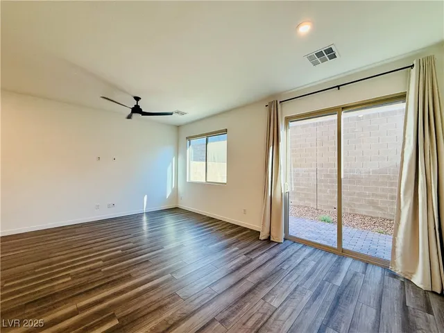 $2,000 | 3219 Timorasso Avenue, Henderson, NV 89044