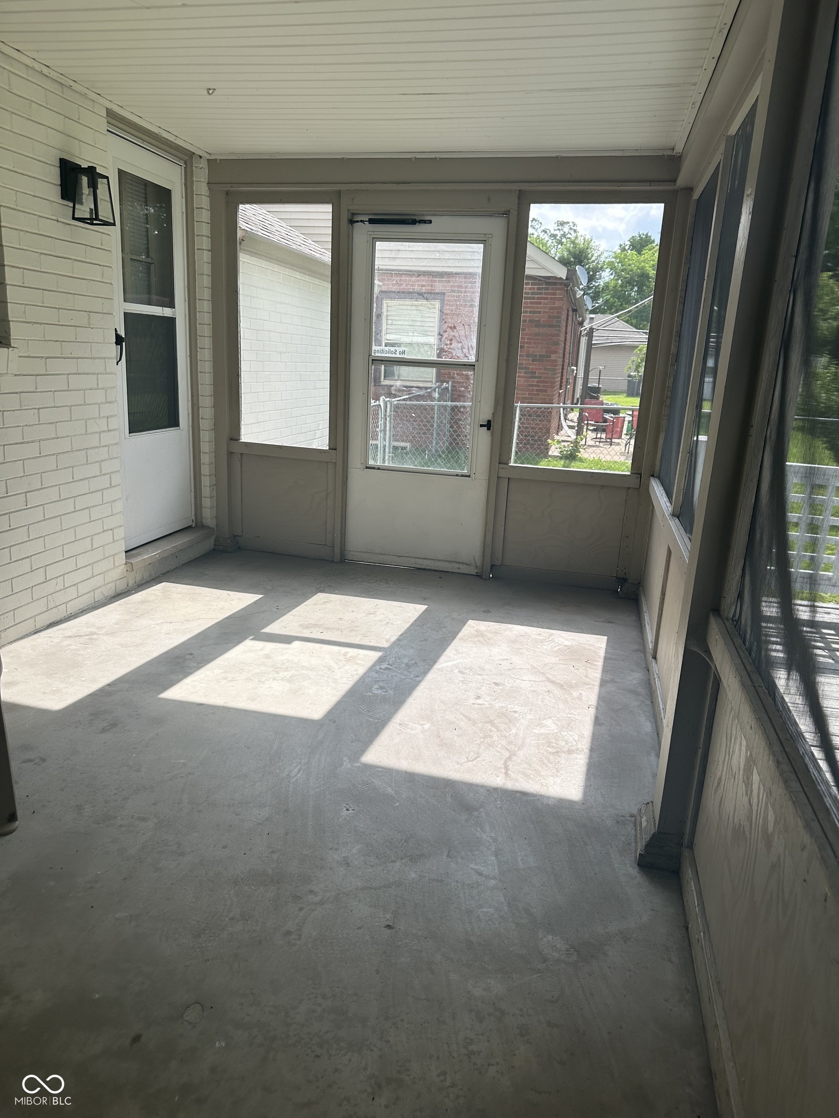 1223 East Thompson Road Indianapolis, IN 46227 - Photo 9 of 43 Gallery Image 9