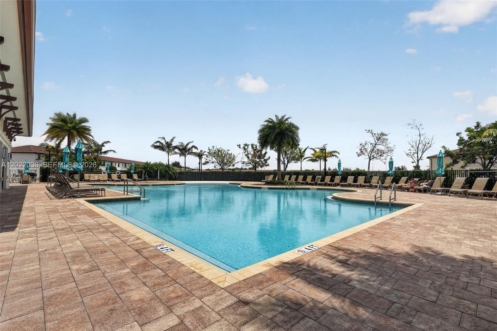10400 West 35th Way Hialeah, FL 33018 - Photo 48 of 55