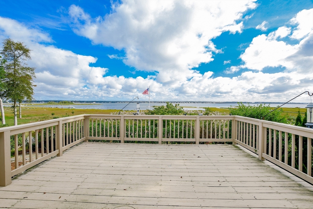 15 Arrowhead Lane Marion, MA 02738 - Photo 34 of 42 a view of a terrace with sky view