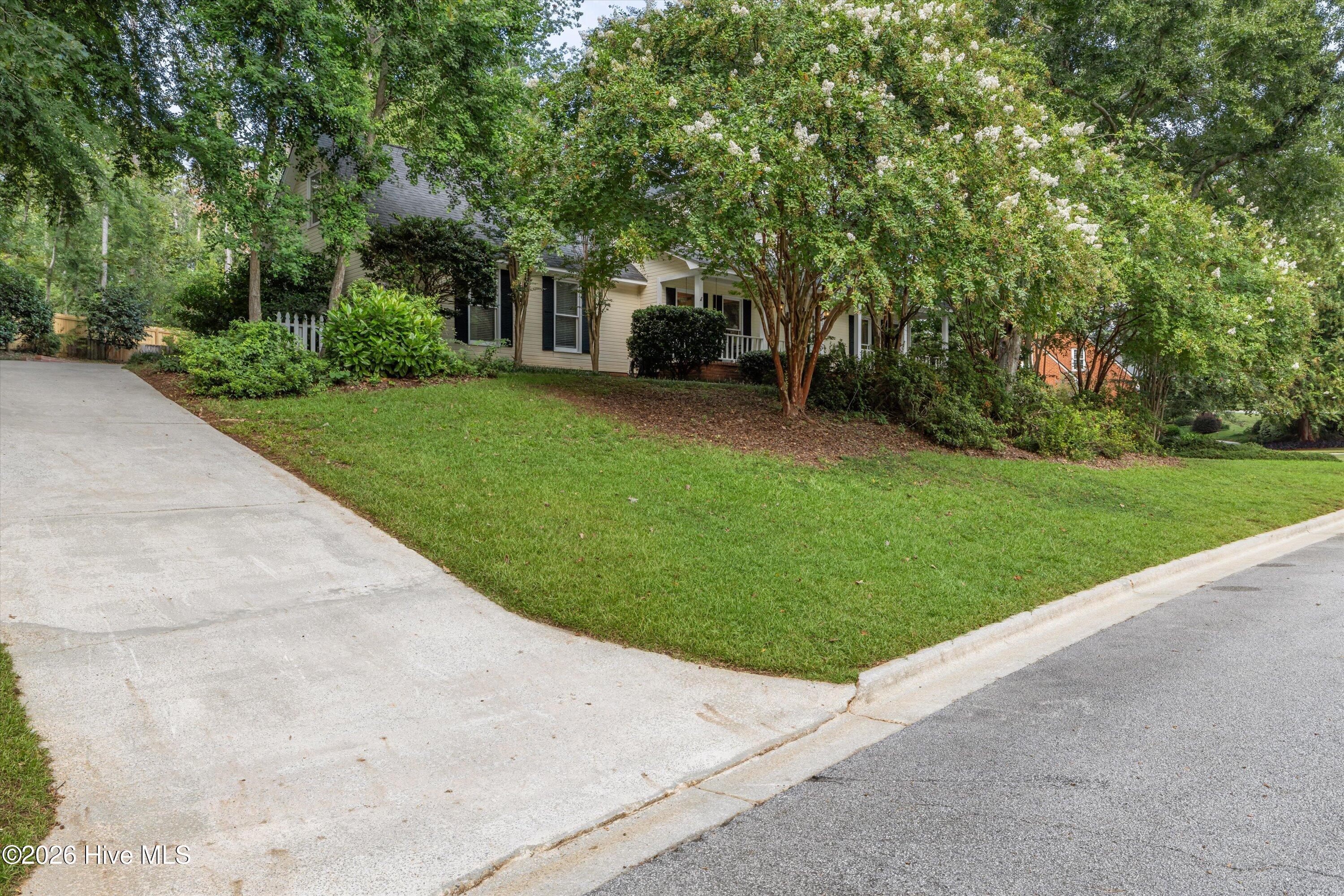 200 Watervale Road Martinez, GA 30907 - Photo 31 of 35 Driveway